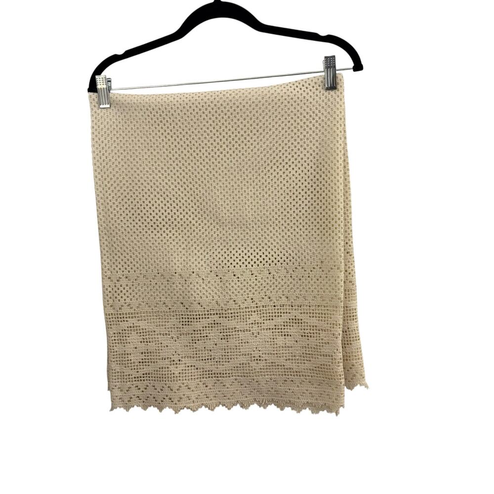 Vintage Tablecloth Ivory Lace  Beautiful Quality 62 x 40 Cottagecore Victorian